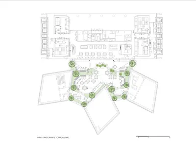 詳細的餐廳建築平面圖，展示用餐區、廚房及其他房間的配置。