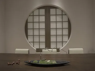 優雅木桌餐廳空間，配有椅子與桌面上的碗盤，周圍充滿簡約和諧氛圍