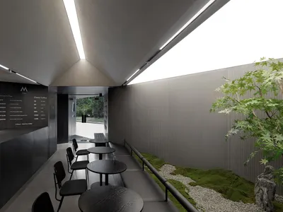 溫馨餐廳內部，設有多張桌椅，透過窗戶自然光線充足照明