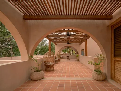 Patio Design Ideas and Layout Inspiration - Design 14