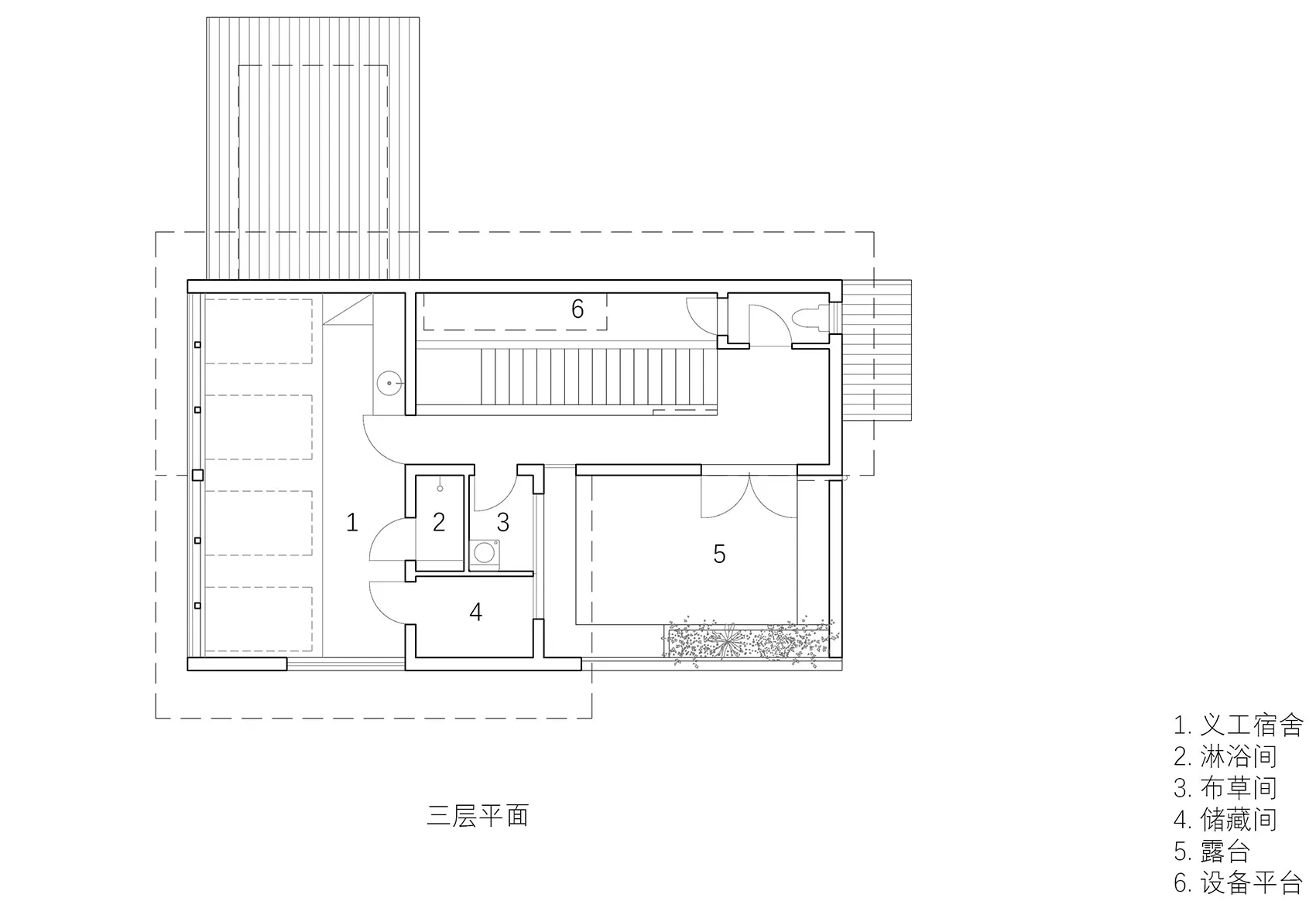 三層樓建築平面技術圖，標註各房間與空間。