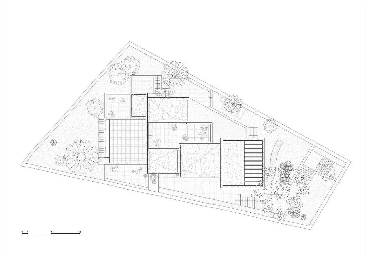 Floor plan of a residential house showing various rooms and outdoor spaces.