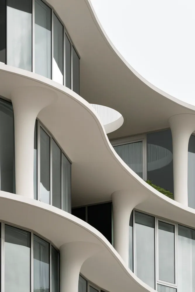 Modern architectural design featuring floating columns