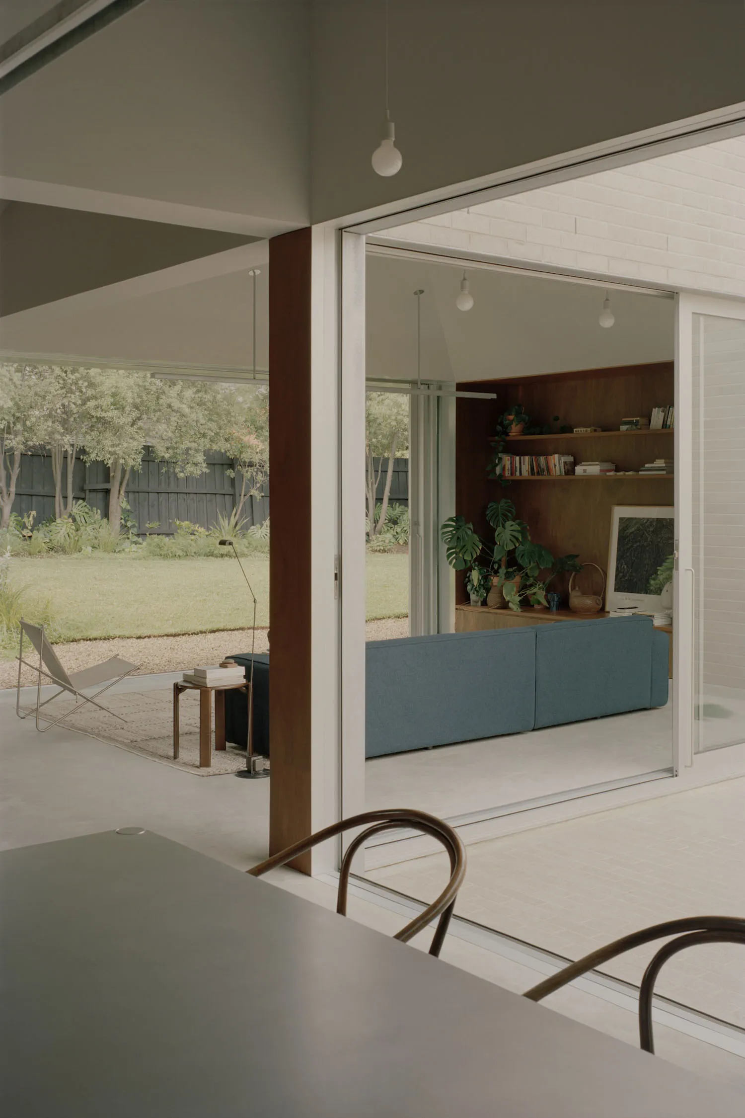 Minimalist house featuring a concrete interior design