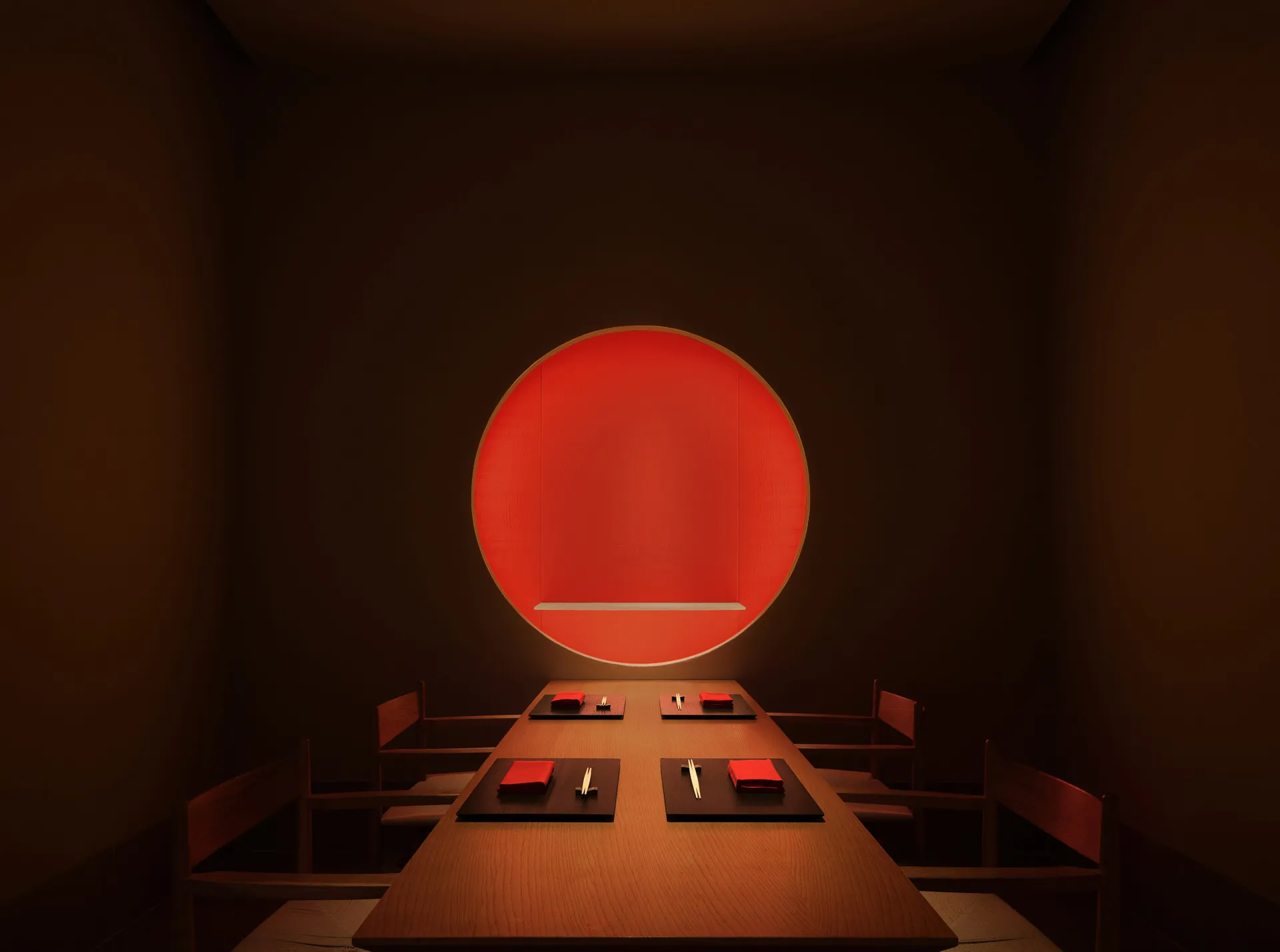 現代餐廳內擺放木質餐桌與餐椅。