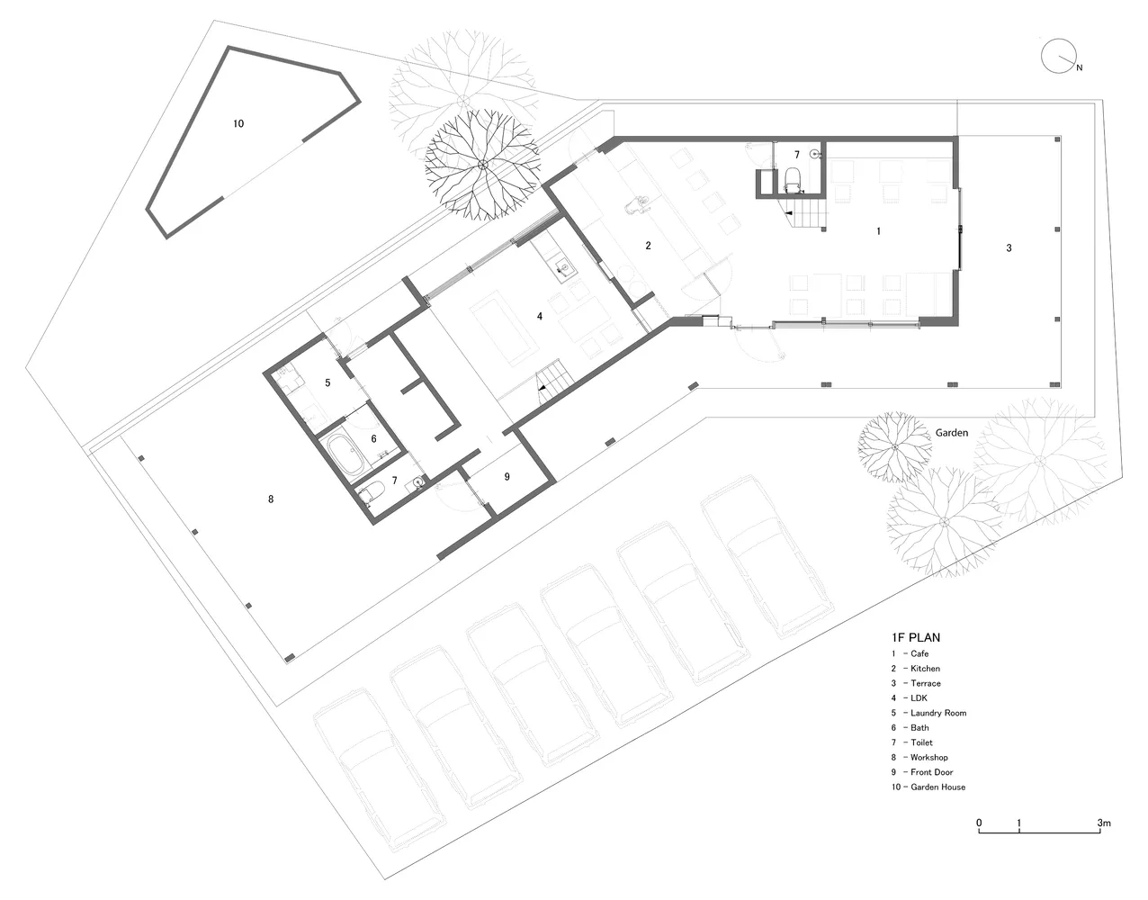 住宅建築的平面圖,展示房間與空間的配置。