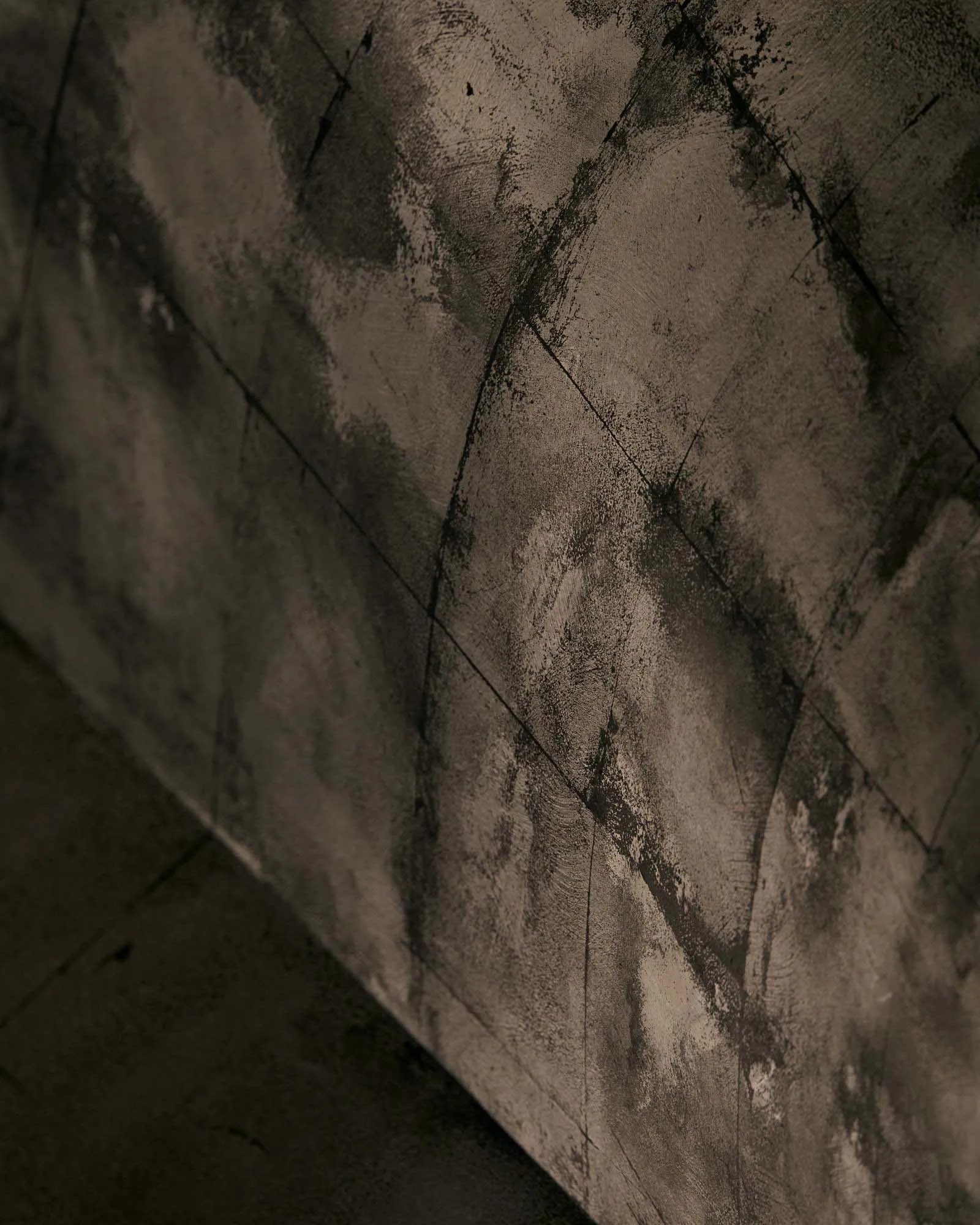 Concrete wall with textured pattern