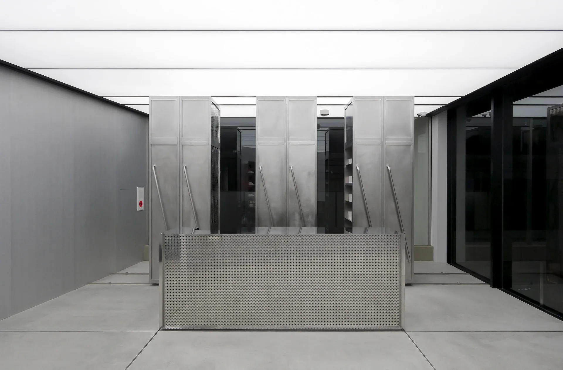 A modern entry hall with a steel structure.