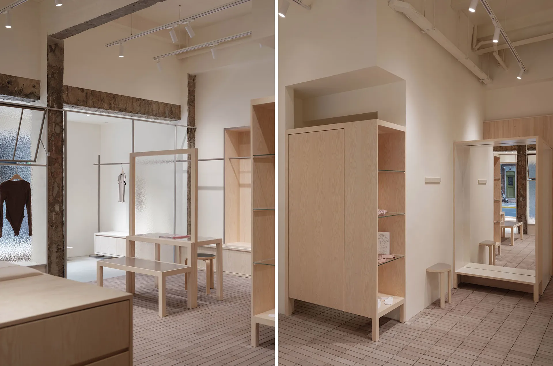 零售店室內展示簡約設計,搭配木質家具與玻璃元素。