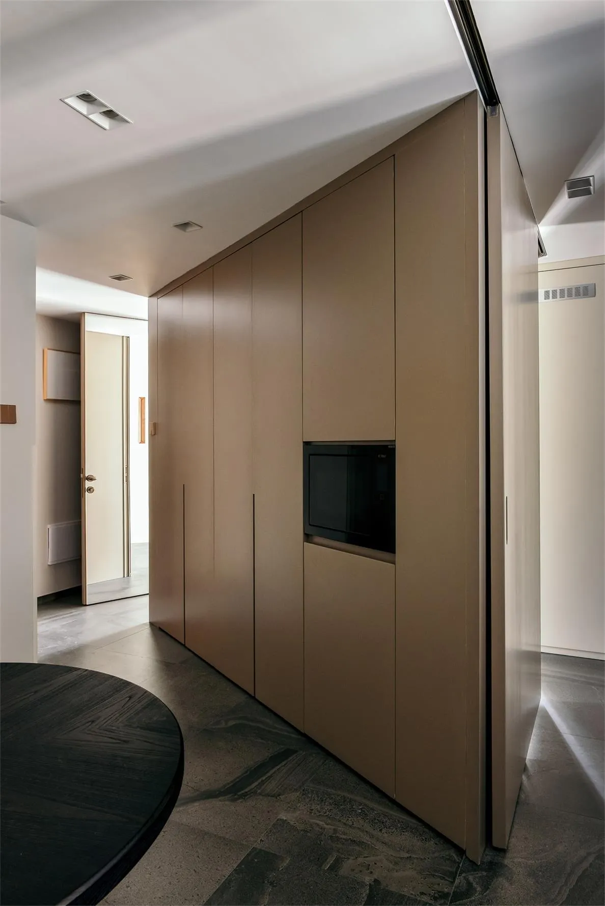 Contemporary kitchen with sleek design and armored glass