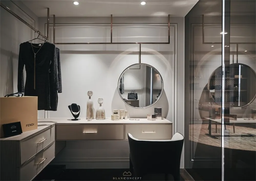 Modern clothing wardrobe with white wood and black metal decoration