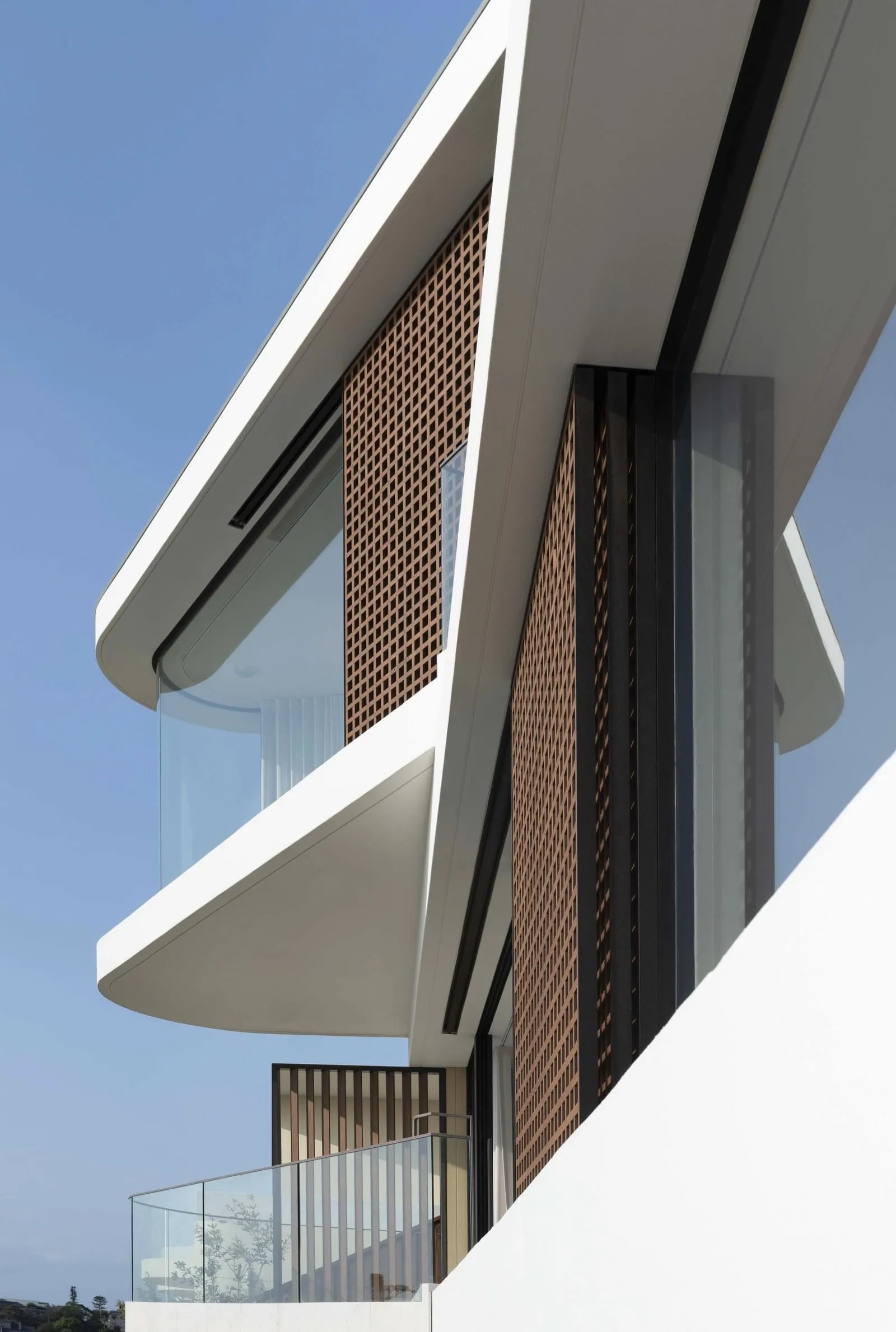 現代金屬建築外觀細節