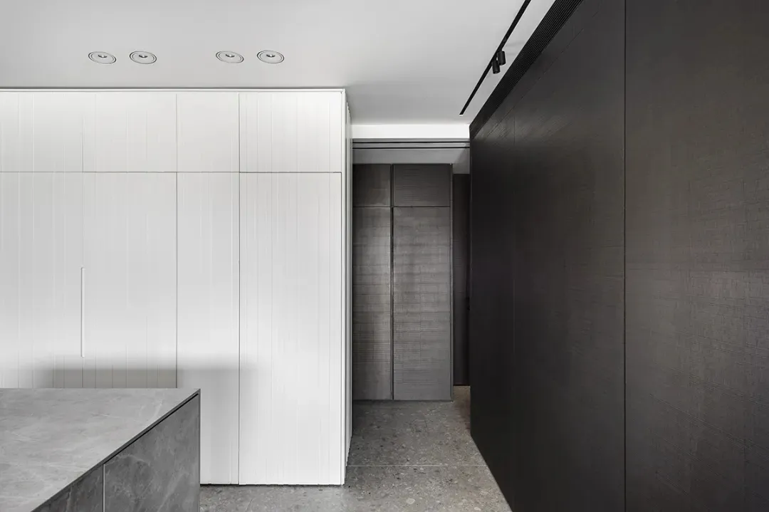 Modern minimalist interior design featuring bamboo materials and clean lines.