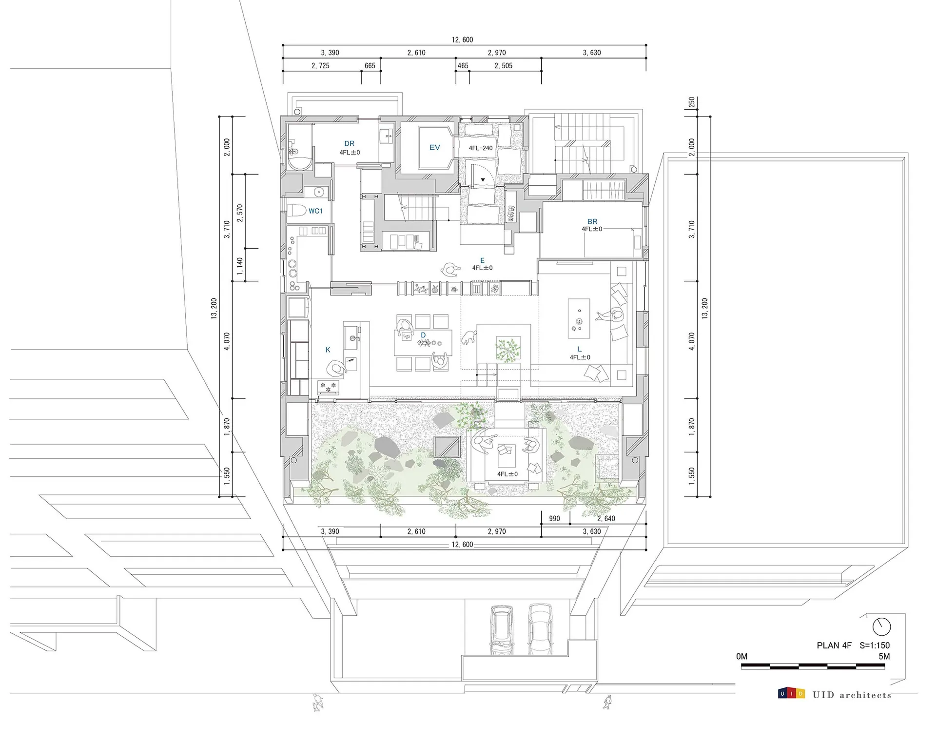 Floor plan of a modern house showing rooms and dimensions.
