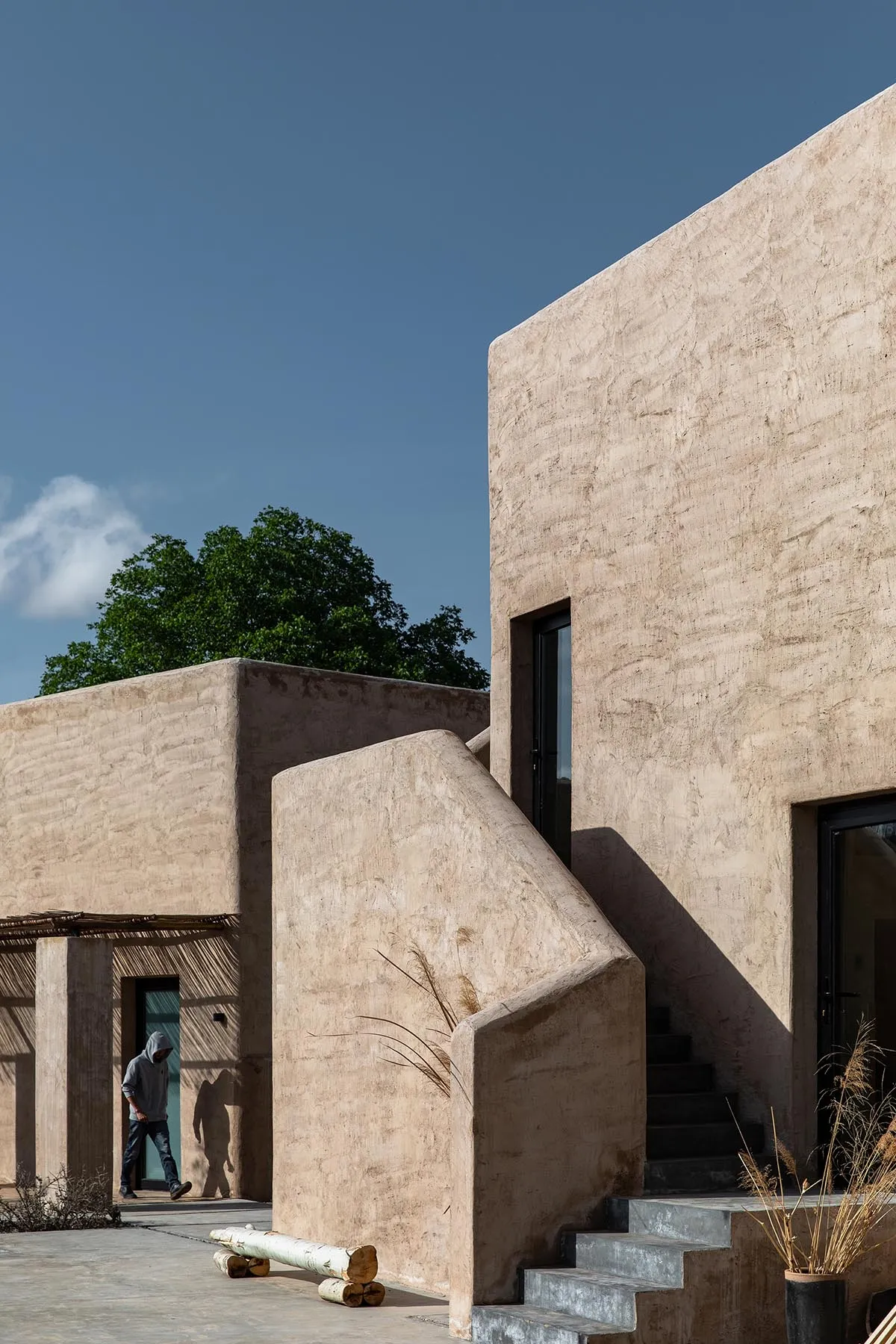 A modern building with concrete exterior