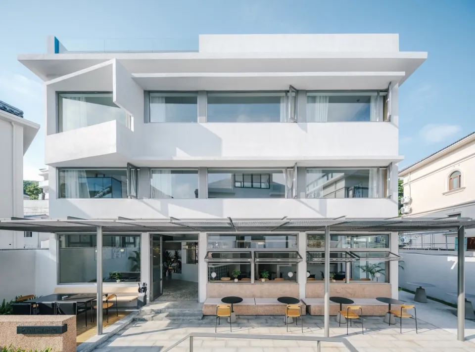 Modern building with concrete and glass elements