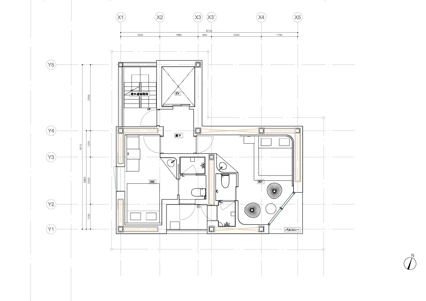 詳細的建築平面圖,包含尺寸、房間與標註。