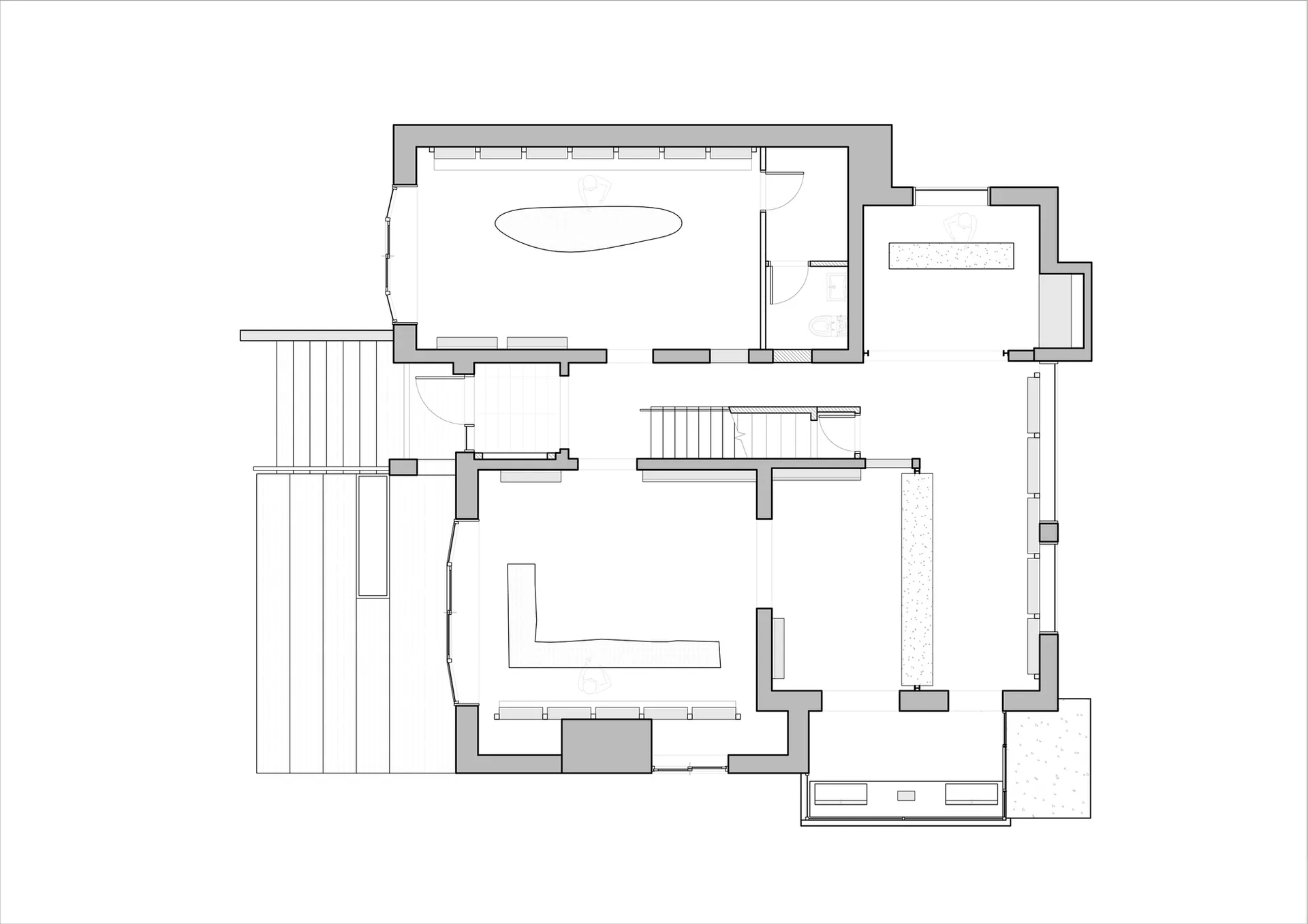 一張現代住宅建築平面圖,展示房間、牆面與窗戶的配置。