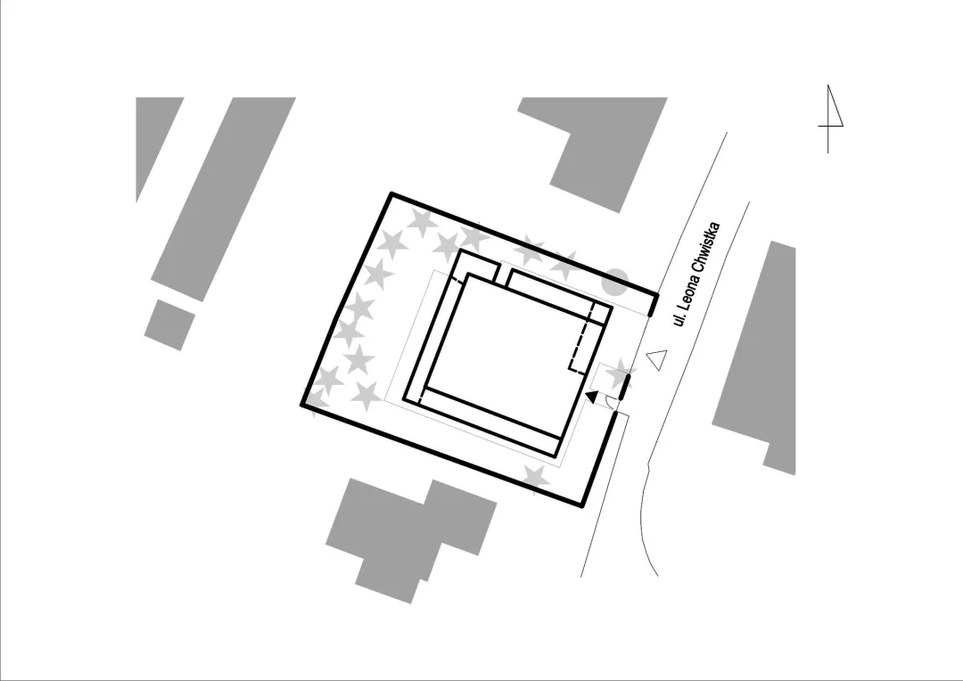 飯店的 2D 建築圖，包含多個房間、牆壁、門窗、樓梯與裝飾星星