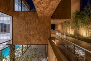 Industrial-style architecture with wooden materials and a spacious, open design.