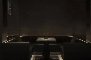 工業風餐廳卡座搭配金屬元素