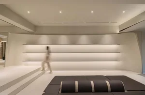 Modern retail storefront with aluminum elements.