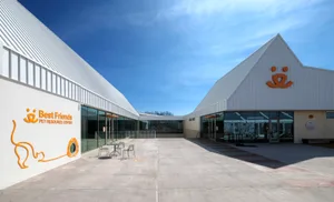 Pet Resource Center with modern, clean design.