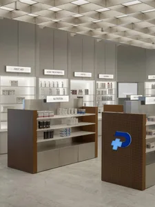現代零售店採用鋼材與玻璃元素，貨架上陳列商品，櫃檯上設有品牌標誌。