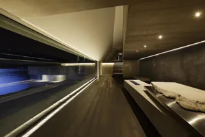 現代室內空間，展現當代混凝土建築風格。