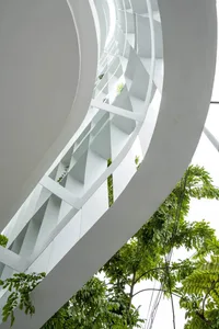 Modern industrial indoor space featuring a metal frame structural design