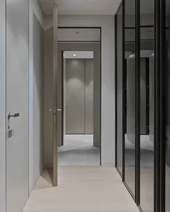 一個以混凝土與金屬材質為主的現代室內空間。