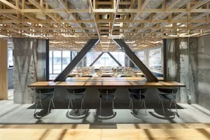 Industrial design café with concrete and wood finishes