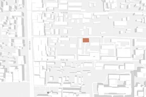 現代飯店套房，白色牆面、灰色地板與人工照明營造昏暗氛圍