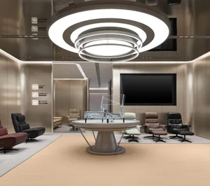 現代豪華電動沙發展示間，陳列多款皮革電動沙發，中央設有大型圓形互動展示平台，上方懸掛醒目的同心圓LED藝術吊燈。