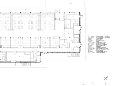 黑白建築平面圖，顯示大型商業美食廣場的座位區、廚房備餐區、廁所與動線配置，附有中英雙語圖例。