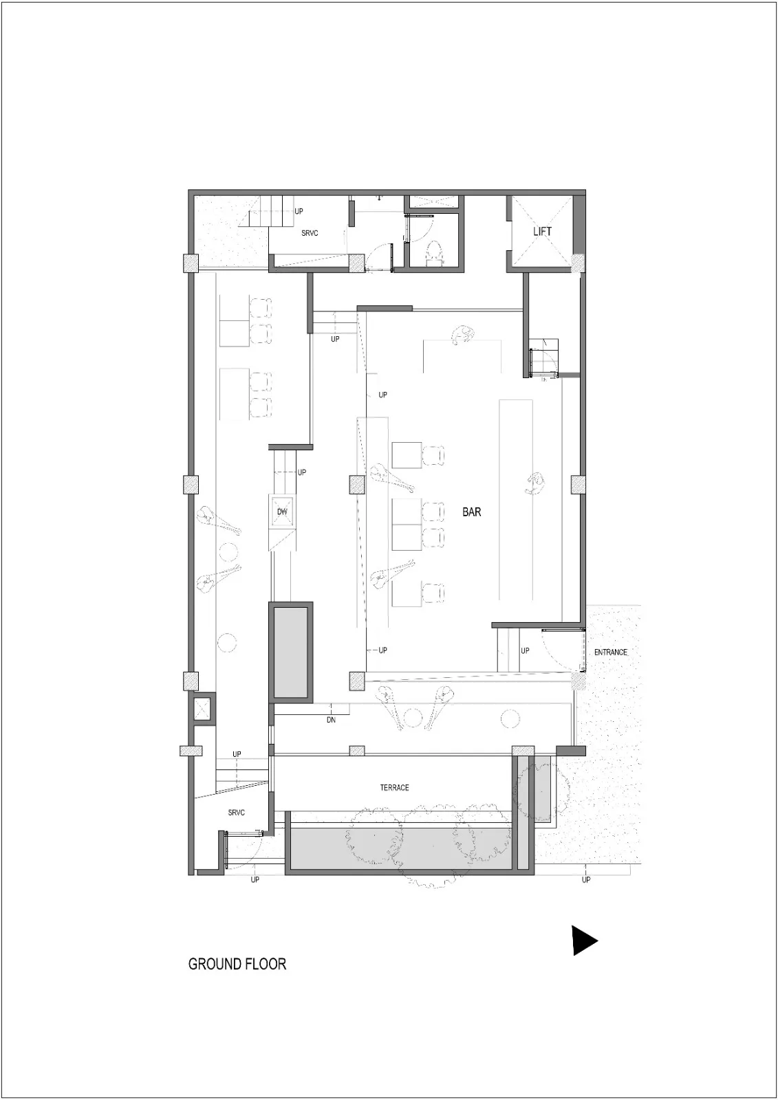 現代餐廳與酒吧的一樓建築平面圖,標示有酒吧區、露台、電梯、服務空間及多處座位配置。