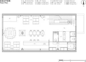 複合式場地建築平面圖，標示有玄關、用餐區、吧台、多個沙發區、舞台、衛浴、後廚房等空間。
