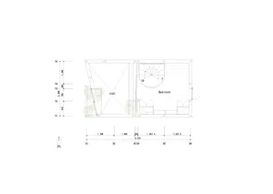 二樓公寓平面技術圖，標示2FL，包含設有螺旋梯的臥室、雙層挑空、衛浴設施，以及公制與座標尺寸線。